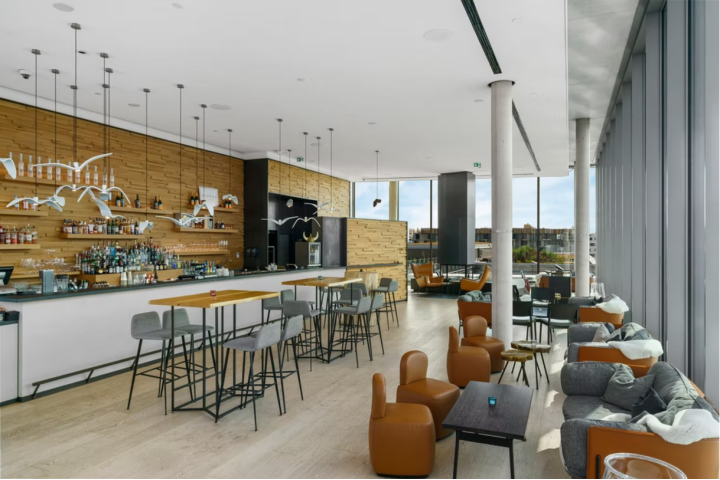Aurora Rooftop Bar